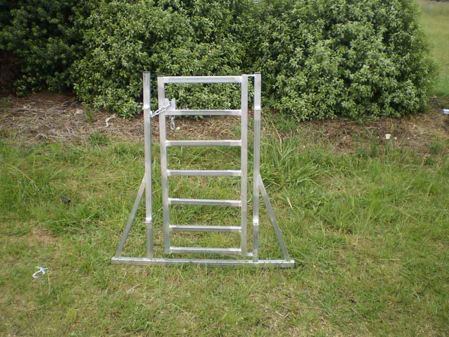 portable sheepyard race gate